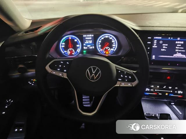 Volkswagen Passat PHEV 2022 Черный из Китая, фото 3