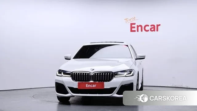 BMW 5 Series (G30) id 3555643 из Кореи 13