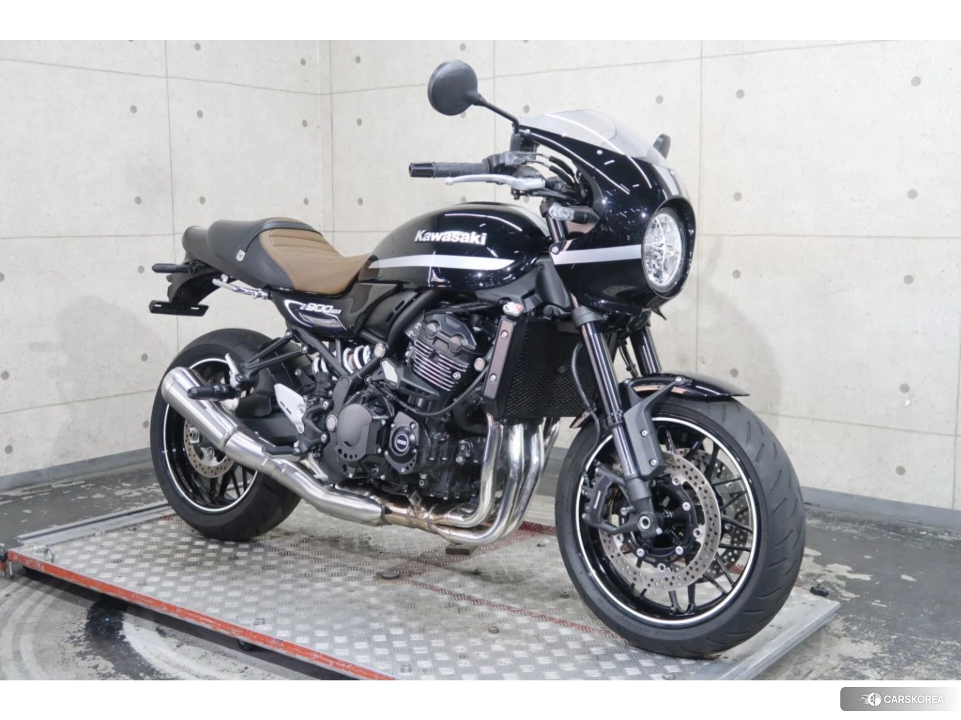 Kawasaki Z900RS CAFE 2021 из Японии