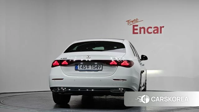 Mercedes-Benz E-Class W214 id 3876532 из Кореи 13