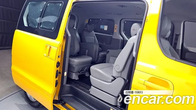 Hyundai The New Grand Starex id 2755939 из Кореи 13