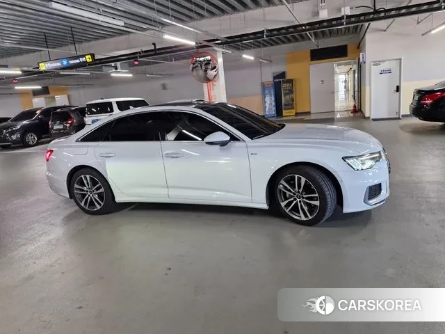 Audi A6 (C8) id 3740794 из Кореи 8