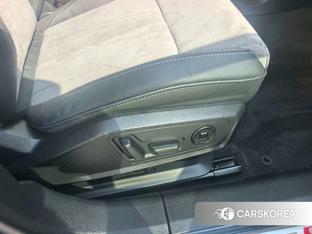 Audi A6L 2021 Черный из Китая, фото 6
