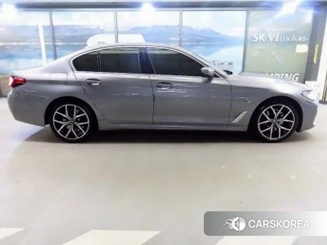 BMW 5 Series (G30) id 3053274 из Кореи 13