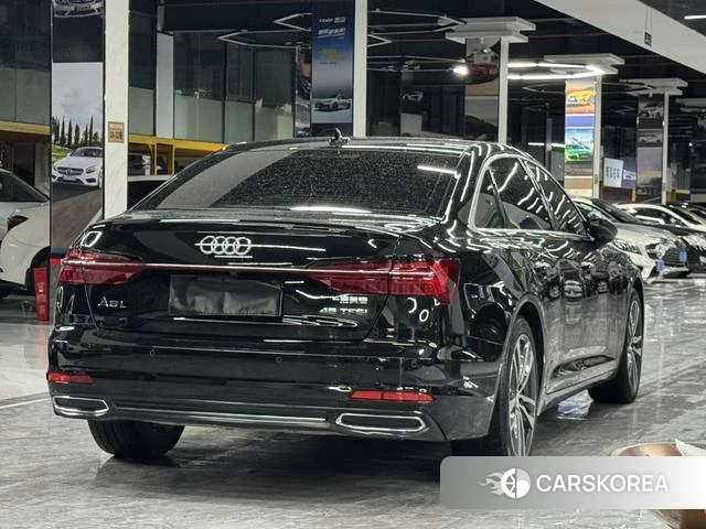 Audi A6L 2021 Черный из Китая, фото 6