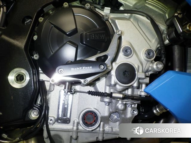 Engine photo
