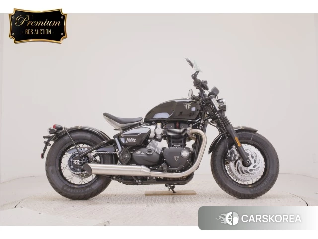 Проданный Triumph BONNEVILLE BOBBER 2026 из Японии