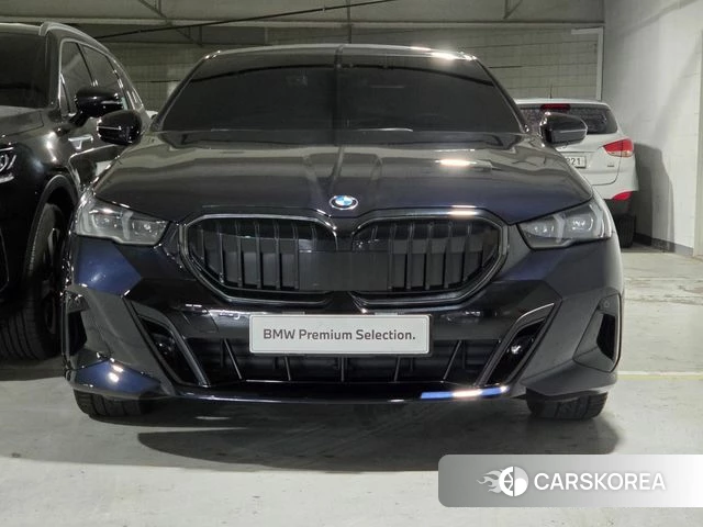 BMW 5 Series (G60) id 4280814 из Кореи 13