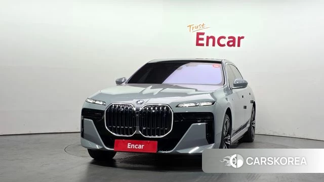 BMW i7 (G70) id 4474301 из Кореи 23