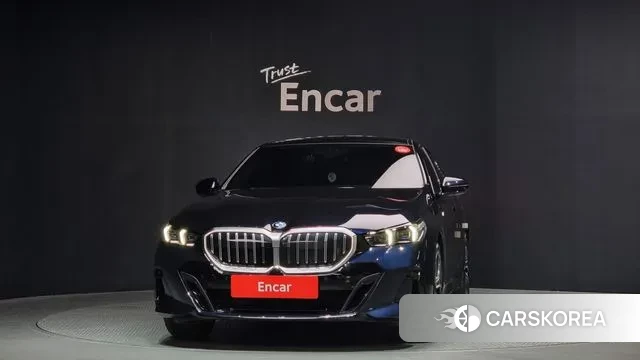 BMW 5 Series (G60) id 3341213 из Кореи 13