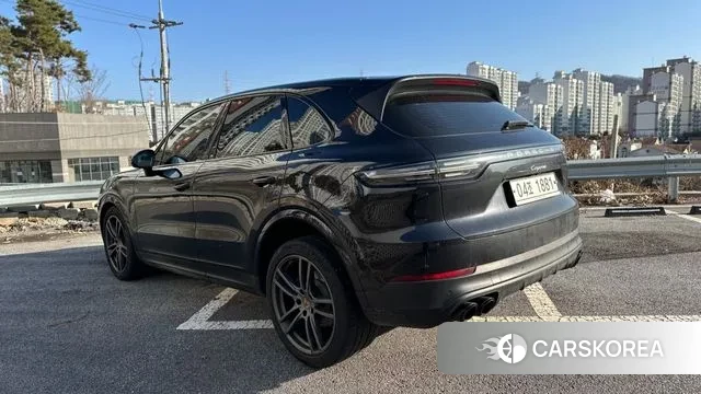 Porsche Cayenne (PO536) 2019 Черный из Кореи, фото 3