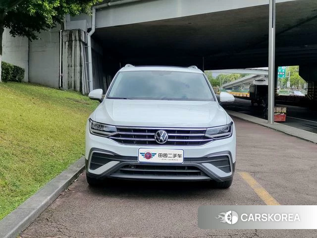 Volkswagen Tiguan L 2023 Белый из Китая, фото 3