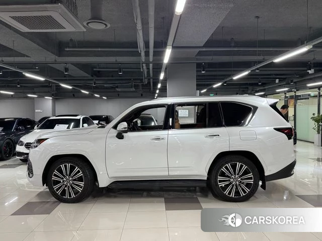 Lexus LX 4th Generation id 3882852 из Кореи 10
