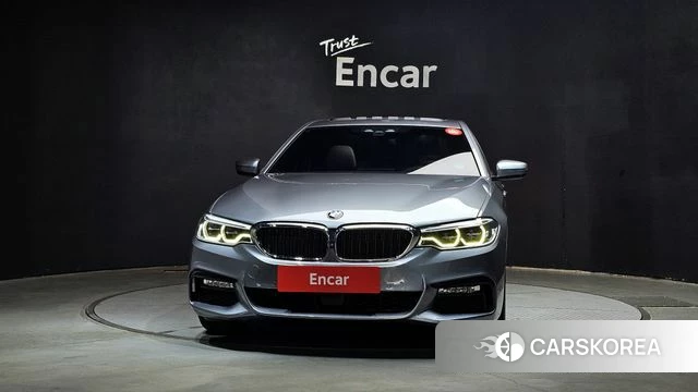 BMW 5 Series (G30) id 3861871 из Кореи 13