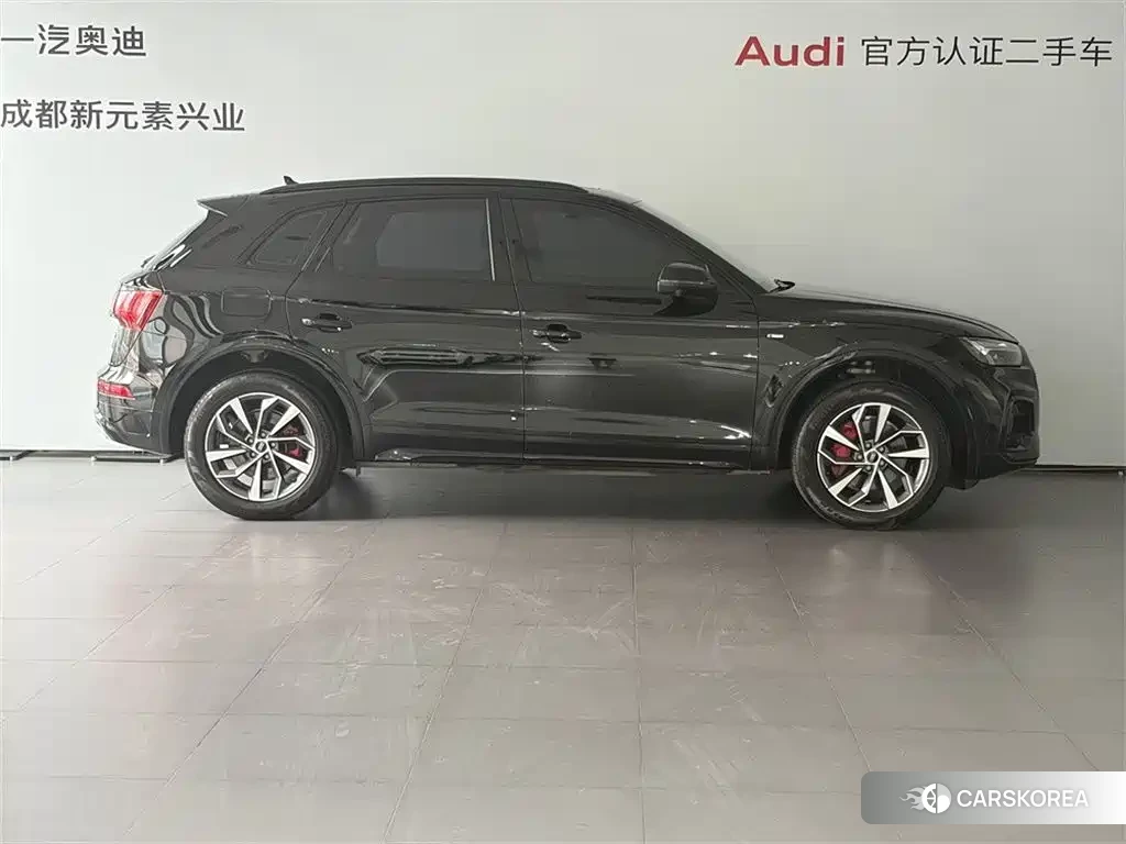 Audi Q5L id 4617076 из Китая 8