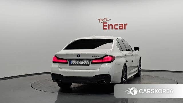 BMW 5 Series (G30) id 4294219 из Кореи 23