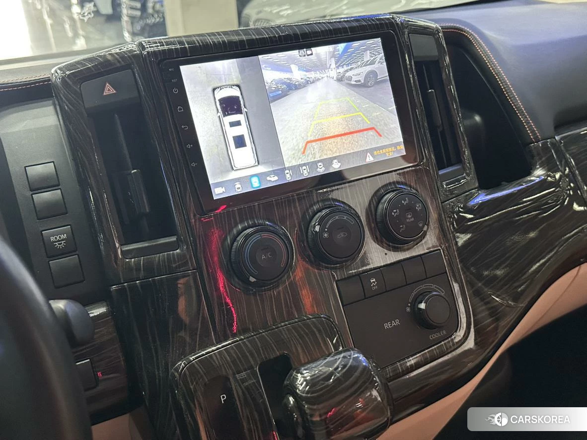 Toyota Hiace 2022 Белый из Китая, фото 6