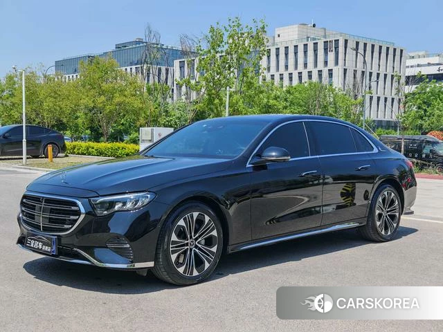 Mercedes-Benz E-class 2025 Черный из Китая, фото 6