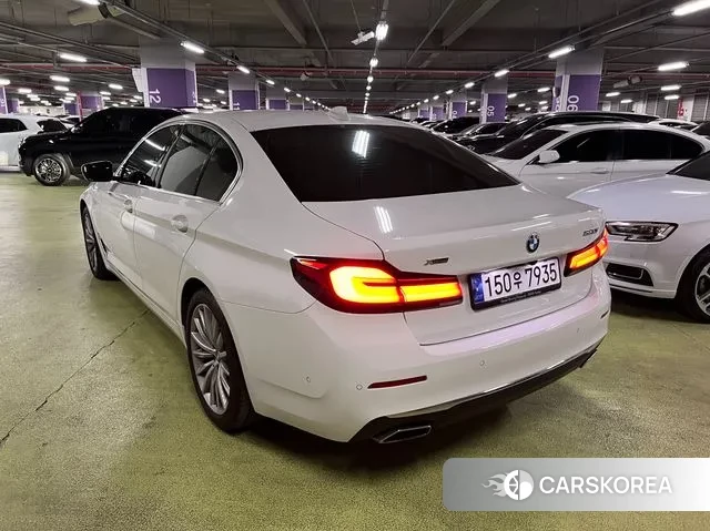 BMW 5 Series (G30) id 3770247 из Кореи 13