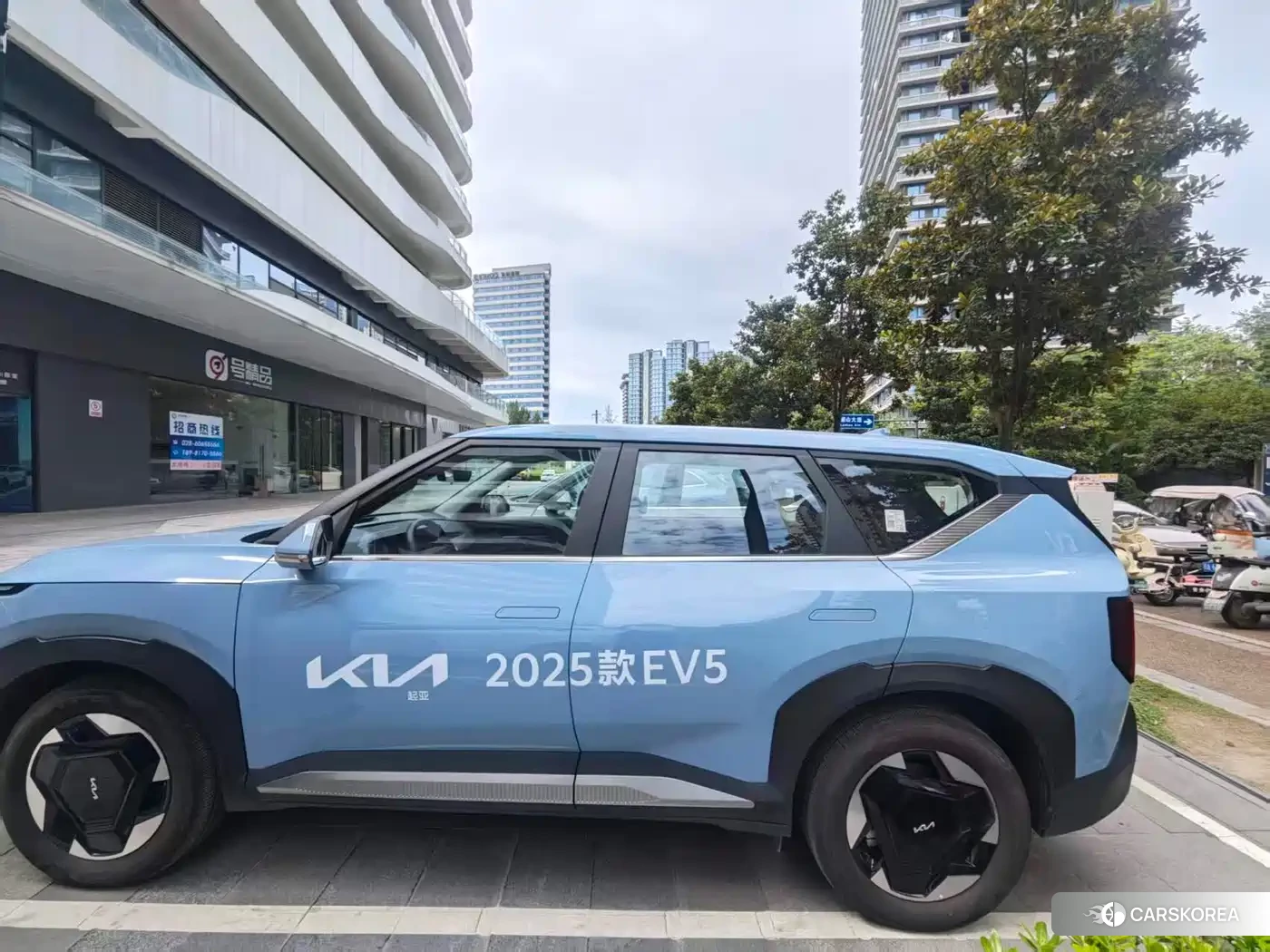 Kia EV5 2025 Синий из Китая, фото 3