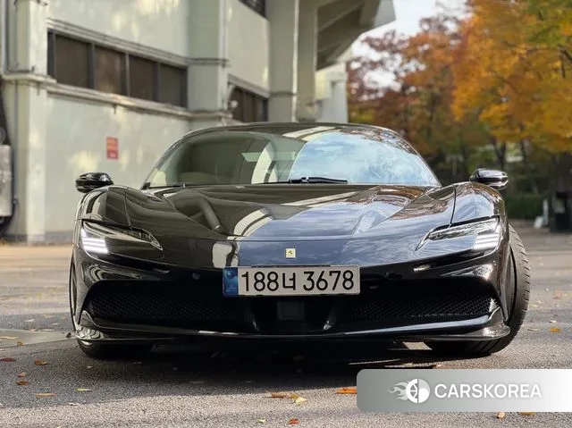 Ferrari SF90 Stradale id 3478549 из Кореи 13