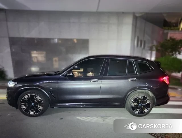 BMW iX3 2023 Серый из Кореи, фото 4