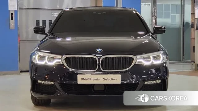 BMW 5 Series (G30) id 3695550 из Кореи 13