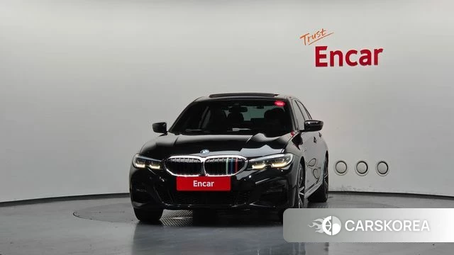 BMW 3 Series (G20) id 4637019 из Кореи 23