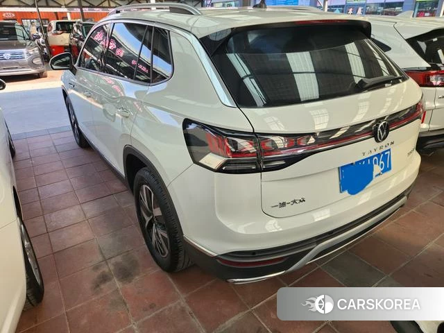 Volkswagen Tanyue 2023 Белый из Китая, фото 3