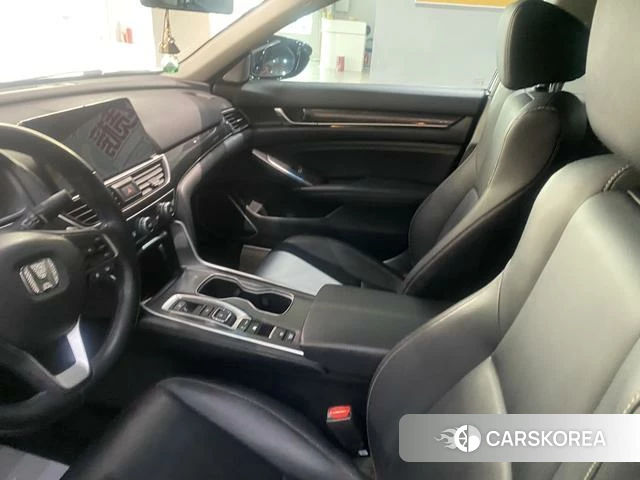 Honda Accord id 4307778 из Китая 23