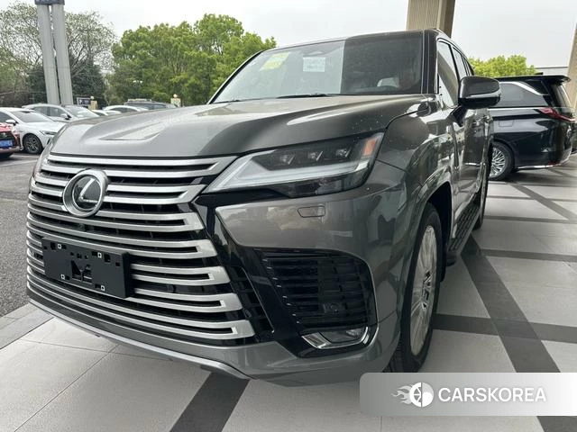 Lexus LX 2025 Темно-серый из Китая, фото 3