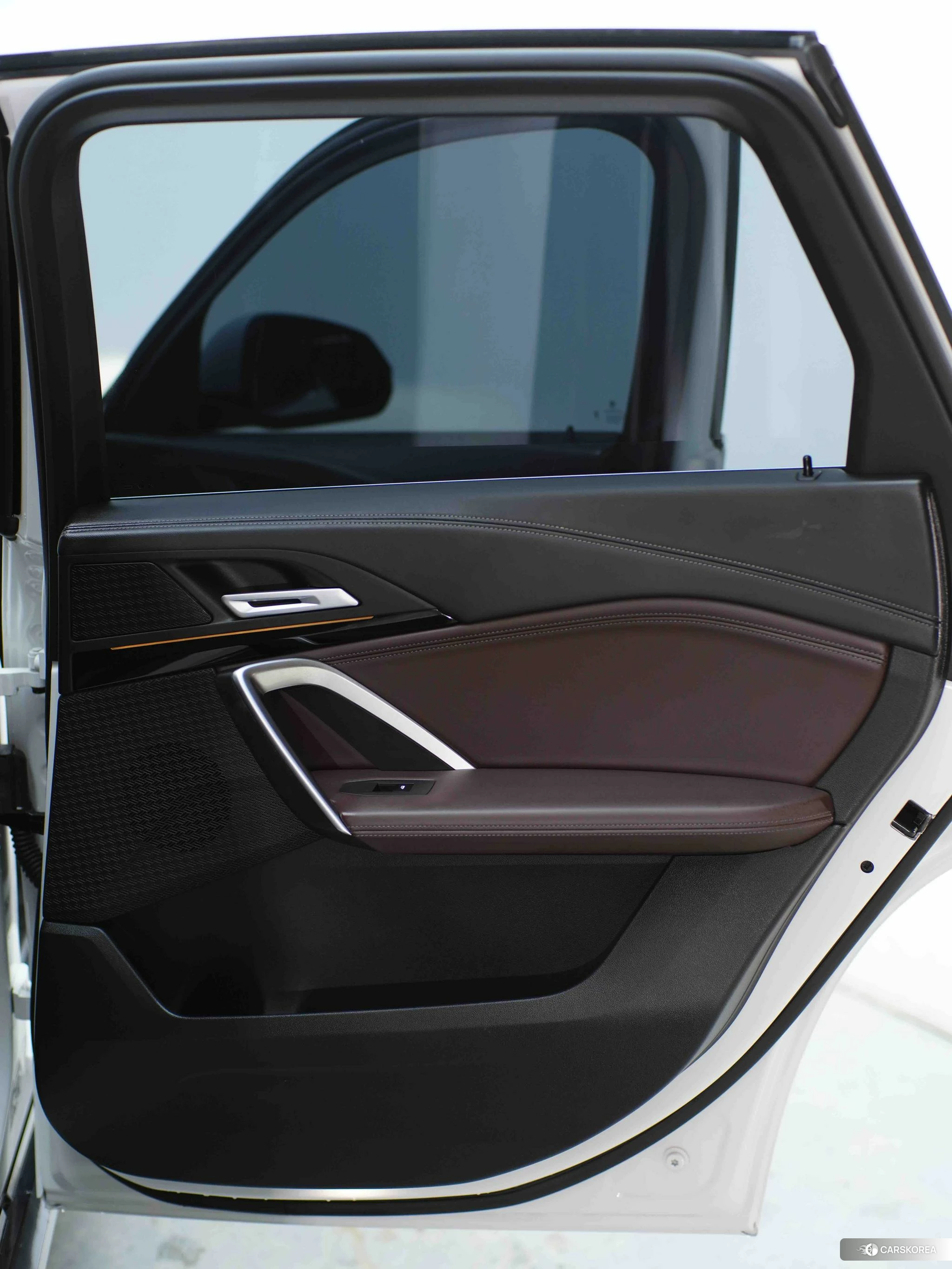 BMW X1 id 4512821 из Китая 13
