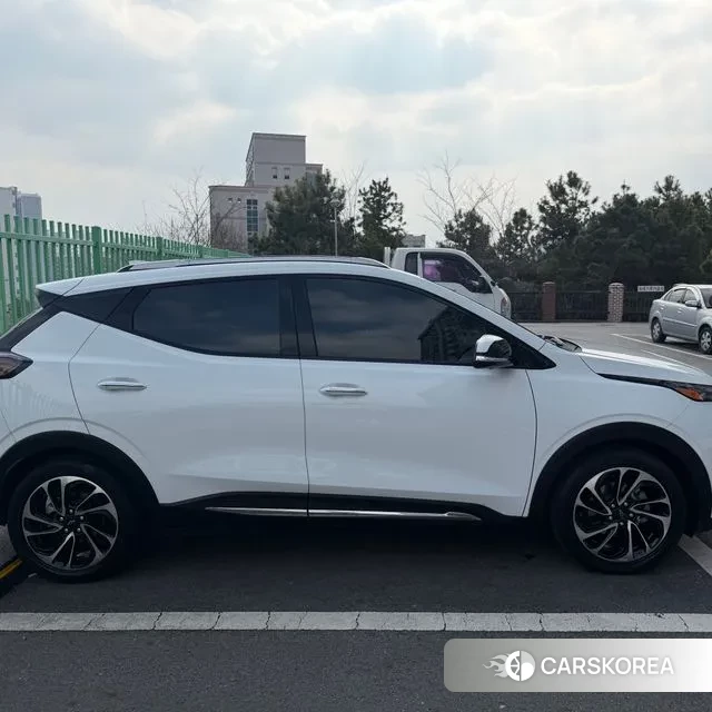 Chevrolet (GM Daewoo) Bolt EUV 2022 Белый из Кореи, фото 3