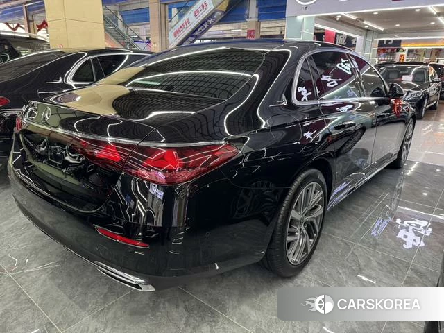 Mercedes-Benz E-class 2024 Черный из Китая, фото 3