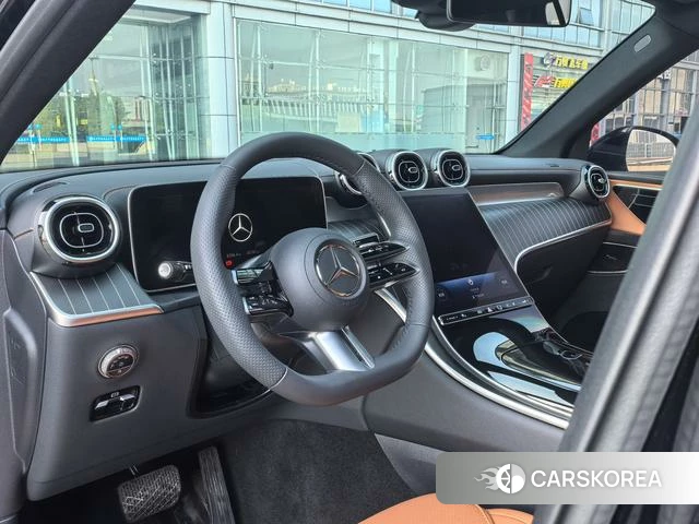 Mercedes-Benz GLC 2023 Черный из Китая, фото 6
