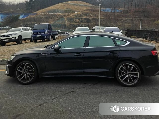 Audi A5 (F5) 2022 Черный из Кореи, фото 3