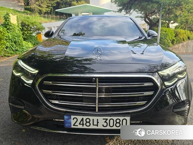 Mercedes-Benz E-Class W214 2024 Черный из Кореи, фото 3