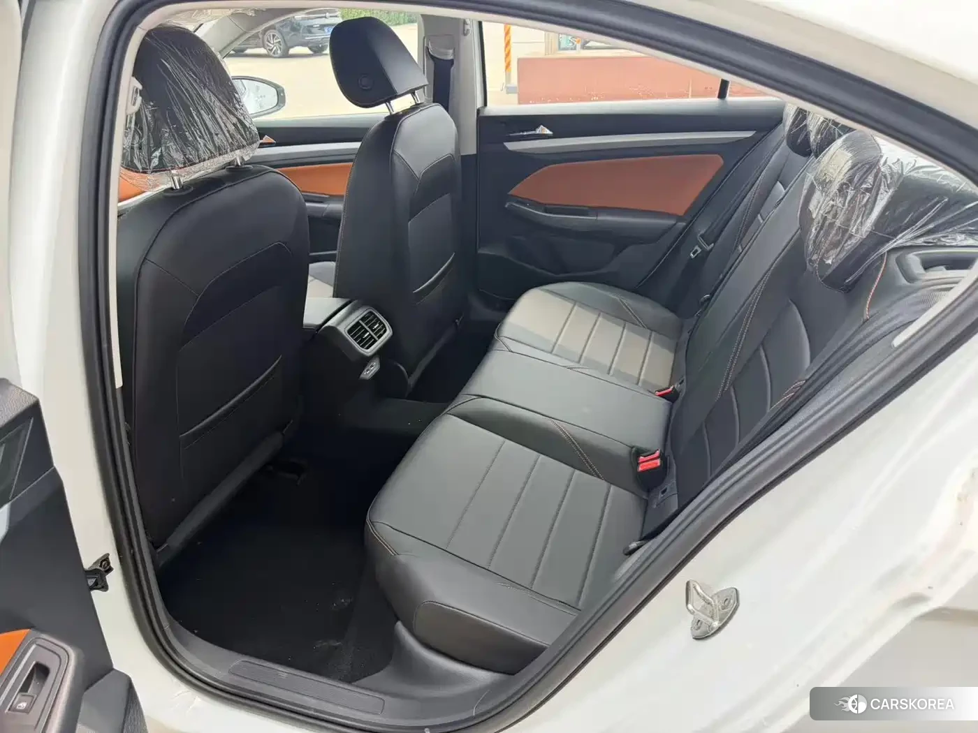 Volkswagen Bora 2025 Белый из Китая, фото 6