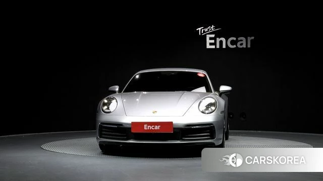 Porsche 911(992) id 4317619 из Кореи 23
