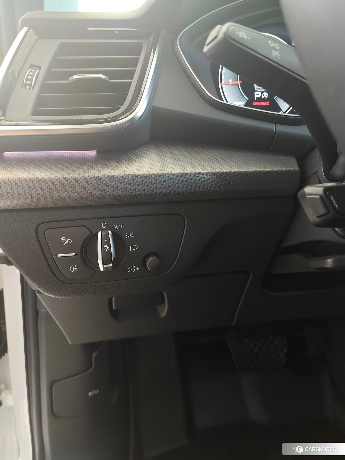 Audi Q5L id 4512722 из Китая 18