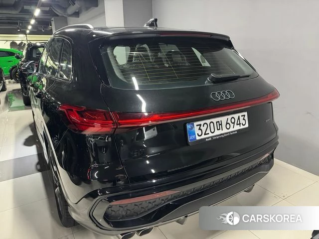 Audi Q5 (80A) 2025 Черный из Кореи, фото 5