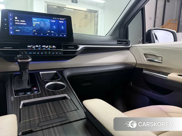 Toyota Saina id 4273652 из Китая 13