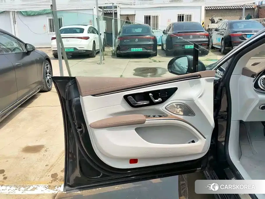 Mercedes-Benz EQS 2024 Silver/gray из Китая, фото 3