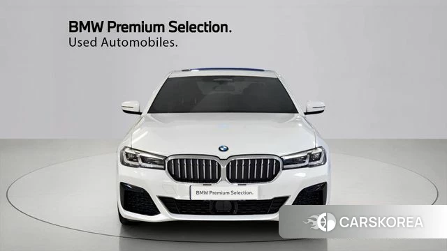 BMW 5 Series (G30) id 3859385 из Кореи 13