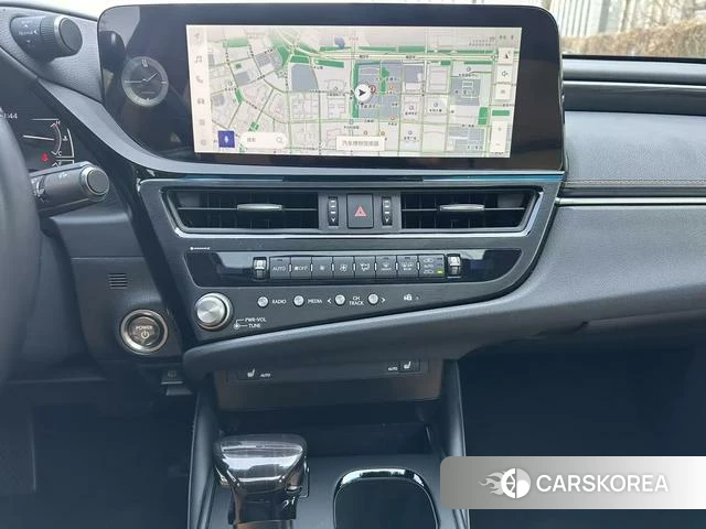 Lexus ES id 4209087 из Китая 13