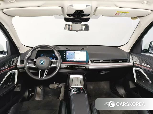 BMW iX1 id 4260300 из Китая 7