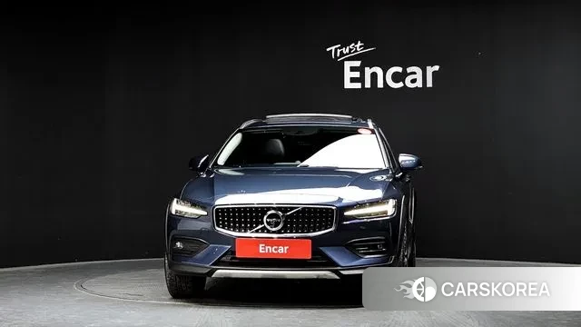 Volvo V60 Cross-Country 2nd Generation id 3573532 из Кореи 13