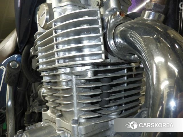 Engine photo
