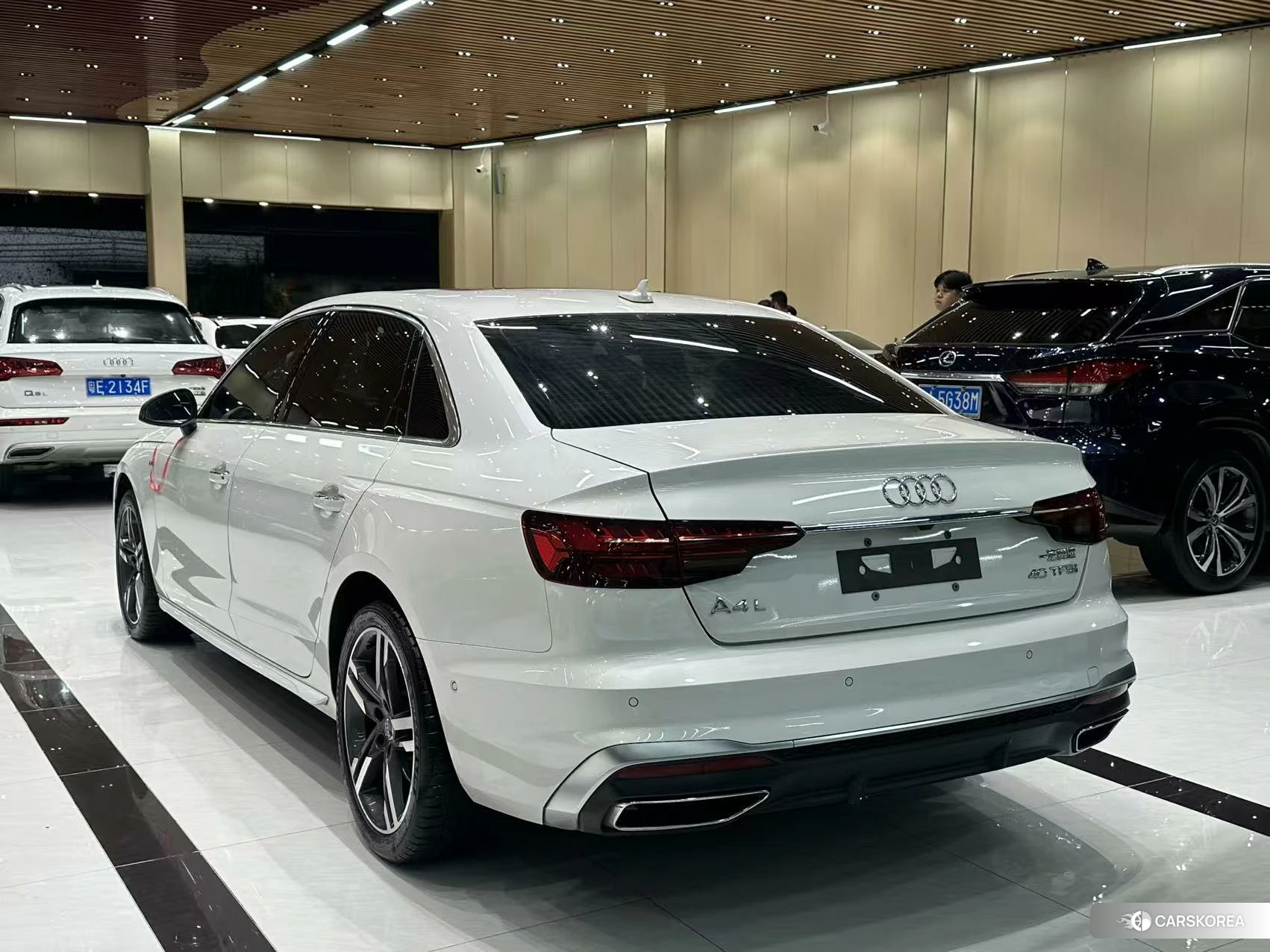 Audi A4L 2020 Белый из Китая, фото 4