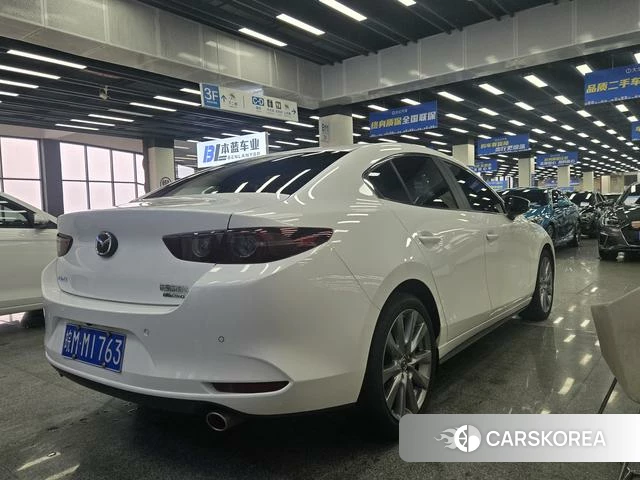 Mazda 3 Angkesaila 2023 Белый из Китая, фото 3